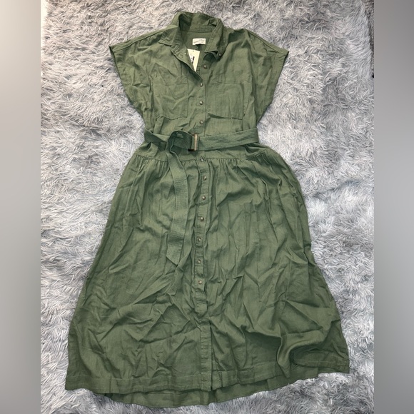 Universal Thread Green Maxi Dress - Picture 1 of 6